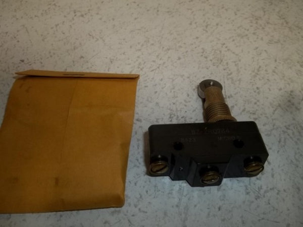 MICROSWITCH BZ-2RQ784 LIMIT SWITCH * NEW IN BOX *
