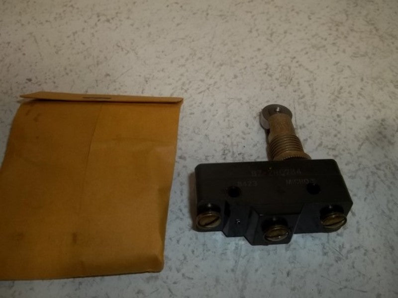 MICROSWITCH BZ-2RQ784 LIMIT SWITCH * NEW IN BOX *