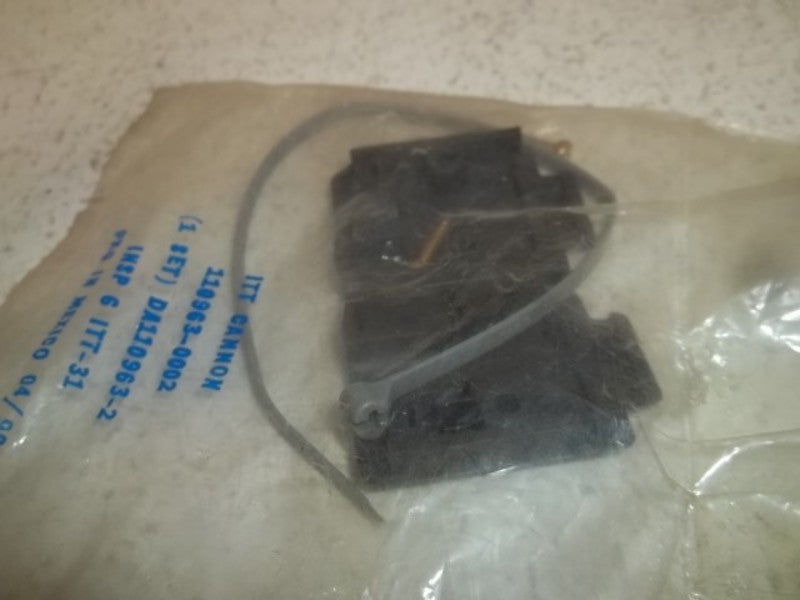 ITT CANNON DB110963-2 CONNECTOR HOOD KIT  NSMP