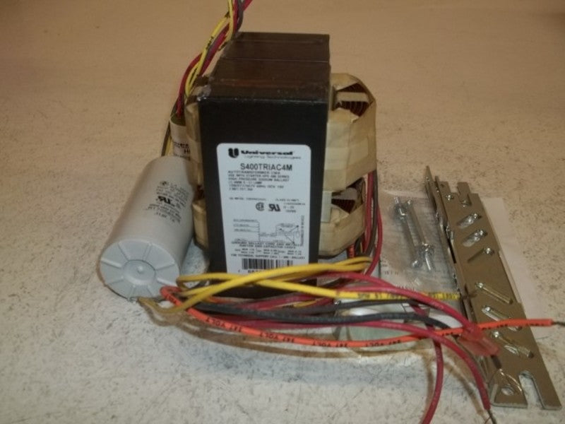 UNIVERSAL S400TR1AC4M AUTOTRANSFORMER  NSMP