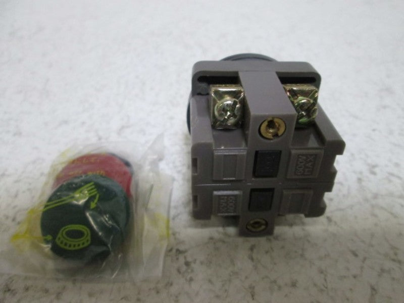 IZUMI ABN111 PUSHBUTTON WITH CAPS 10AMP 600V  NSMP