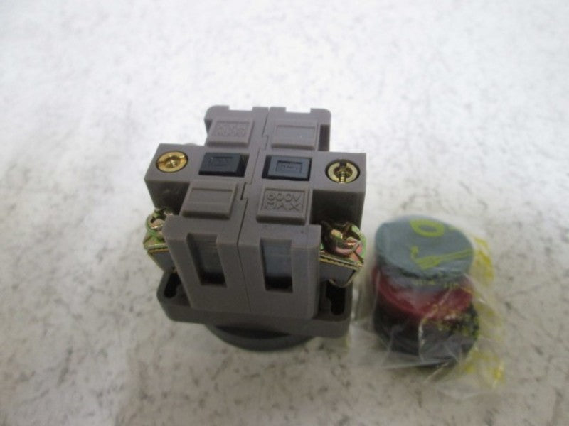 IZUMI ABN111 PUSHBUTTON WITH CAPS 10AMP 600V  NSMP