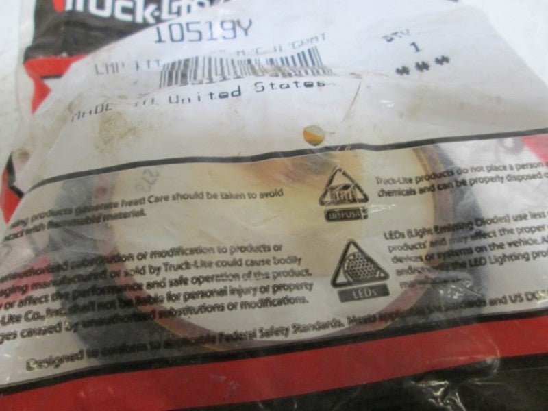 TRUCK-LITE 10519Y MARKER/GROMMET LAMP KIT  NSNP IN A BAG