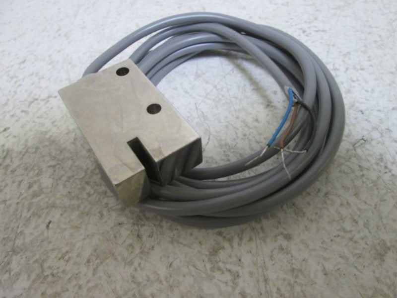 BAUMER 1GF-12.24.15/L PROXIMITY SWITCH  NSNP IN A BAG