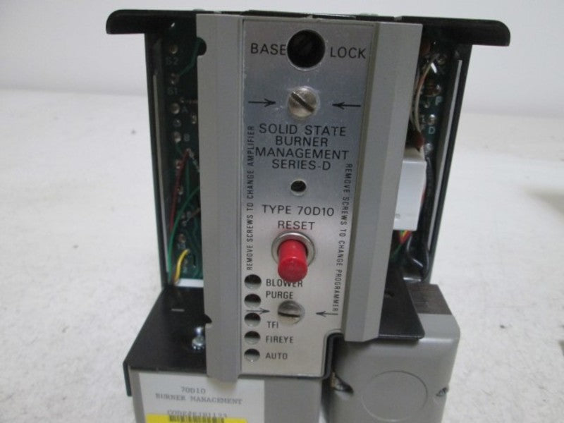 FIREYE 70D10 CONTROLLER SOLID STATE BURNER  NSNP