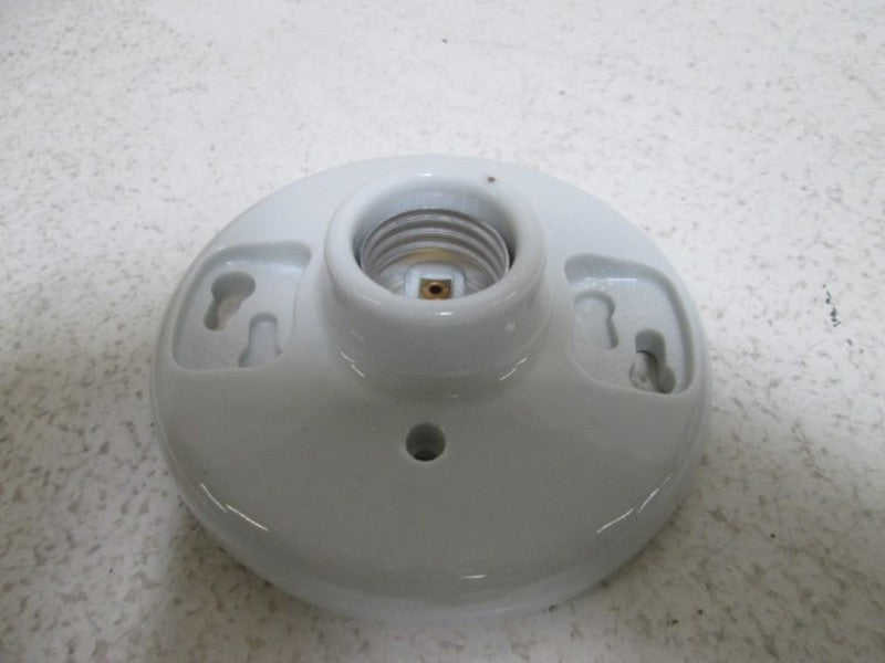 LEVITON 5C406 LAMP HOLDER 660 WATT  NSMP