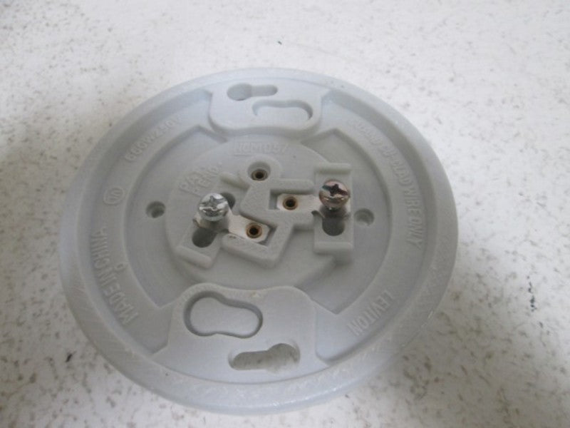 LEVITON 5C406 LAMP HOLDER 660 WATT  NSMP