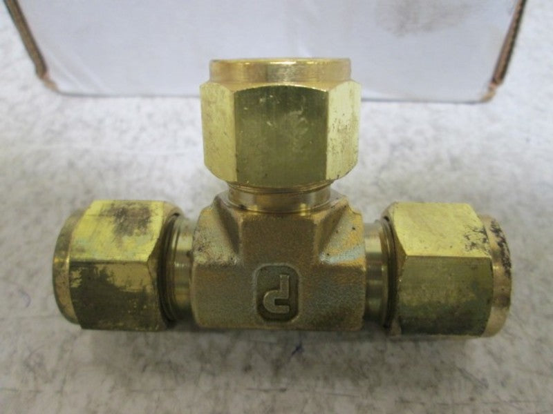 LOT OF 5 PARKER 8-8-8 JBZ-B BRASS UNION TEE NSMP