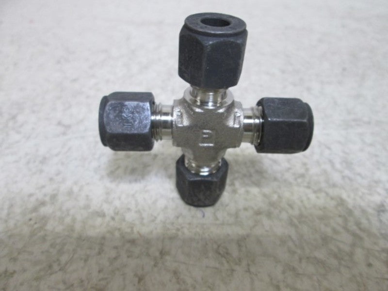 PARKER 4KBZ-SS COMPRESSION TUBE FITTING CROSS  NSMP
