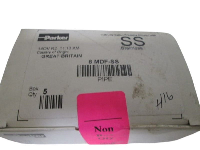 LOT OF 5 PARKER 8MDF-SS PIPE FITTING MALE NSMP