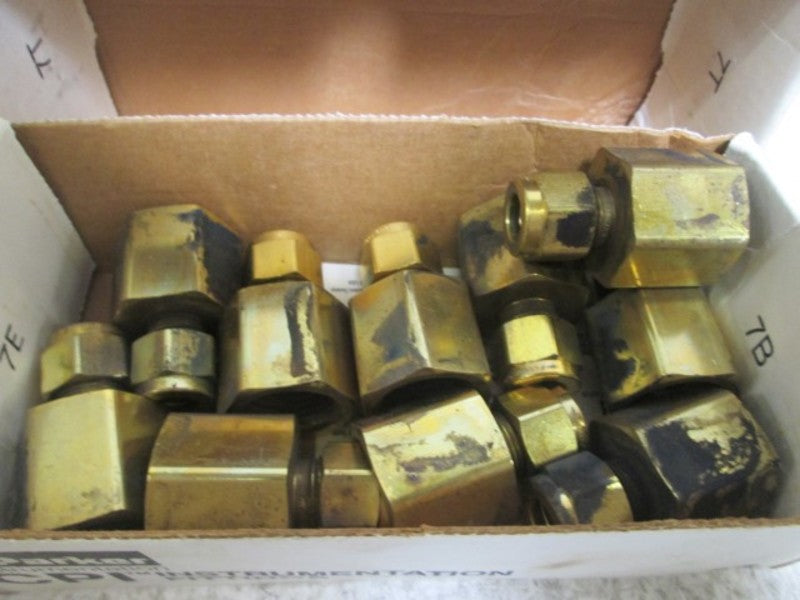 LOT OF 10 PARKER 6-8 GBZ-B BRASS FEMALE CONNECTOR NSMP