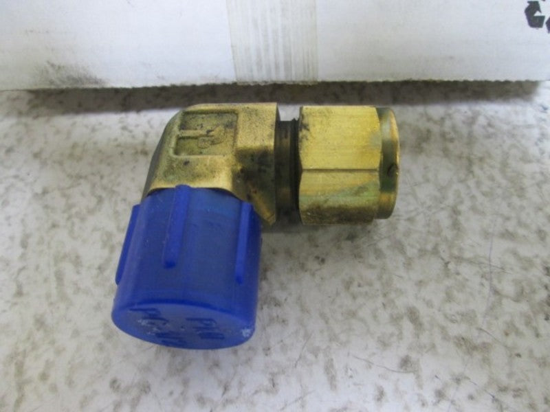 LOT OF 9 PARKER 8-8 CBZ-B MALE ELBOW FITIING NSMP