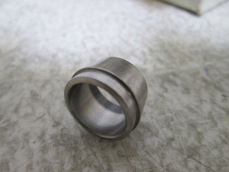 LOT OF 25 PARKER 8 TZ-SS FERRULE STAINLESS STEEL NSMP