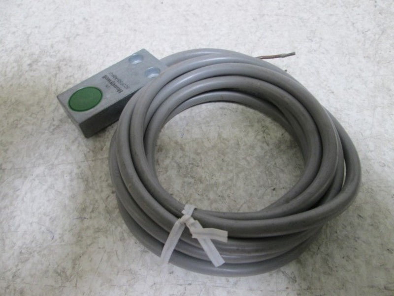 HONEYWELL 922FS5-A9P-F PROXIMITY SENSOR SWITCH  UNMP