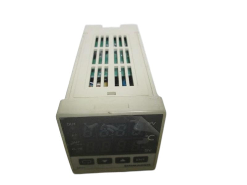 SHIMADEN SR71-8Y1-0C DIGITAL CONTROLLER  NSNP