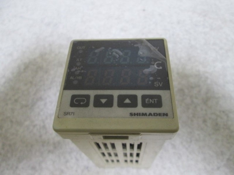 SHIMADEN SR71-8Y1-0C DIGITAL CONTROLLER  NSNP