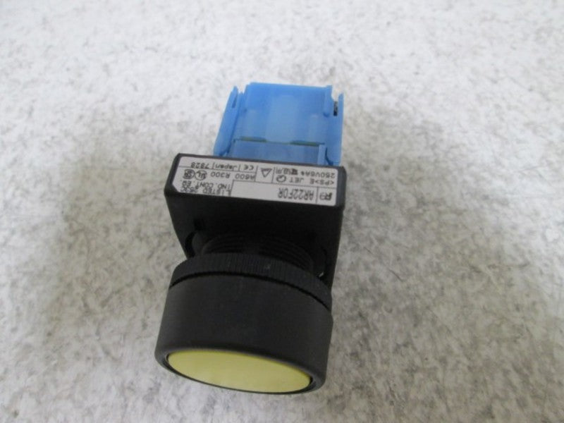 FUJI AR22F0R-20Y PUSHBUTTON YELLOW  ORIGINAL PACKAGE