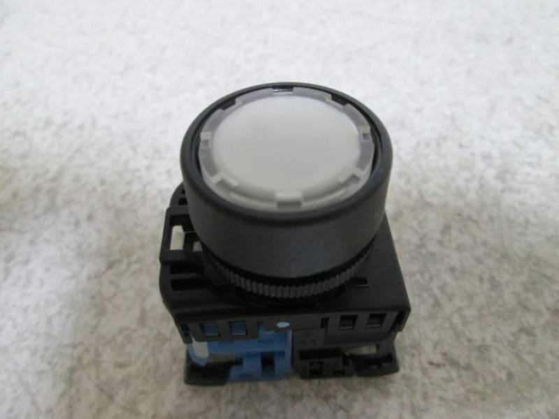 FUJI AR22F0L-10E3W PUSHBUTTON WHITE  ORIGINAL PACKAGE