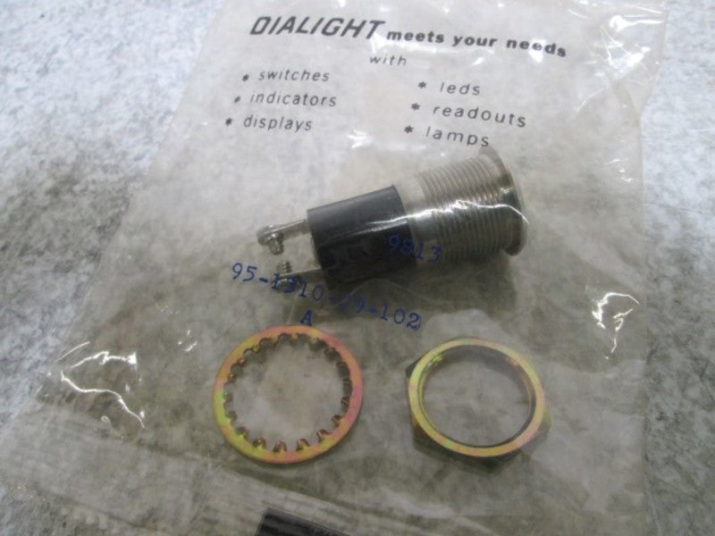 DIALIGHT 95-1310-09-102 LAMP SOCKET  NSNP IN A BAG