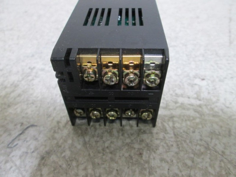 SHIMADEN SR32-202Y-12-DP7920 CONTROLLER  UNMP
