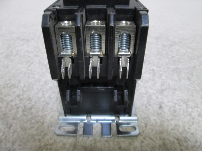 EATON C25DIF330 CONTACTOR  UNMP