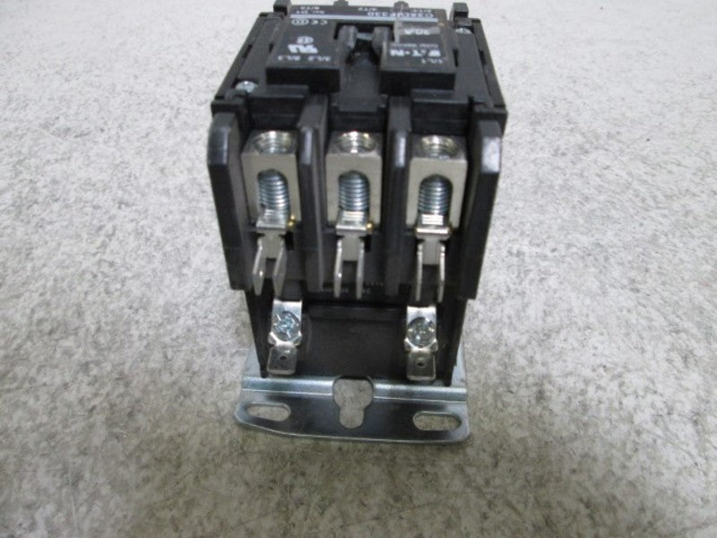 EATON C25DIF330 CONTACTOR  UNMP