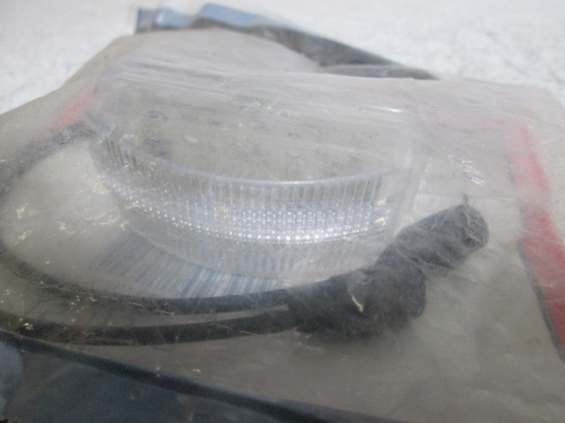 TRUCK-LITE 15205-3 LICENSE & UTILITY SEALED 3 DIODE PATTERN  NSNP IN A BAG