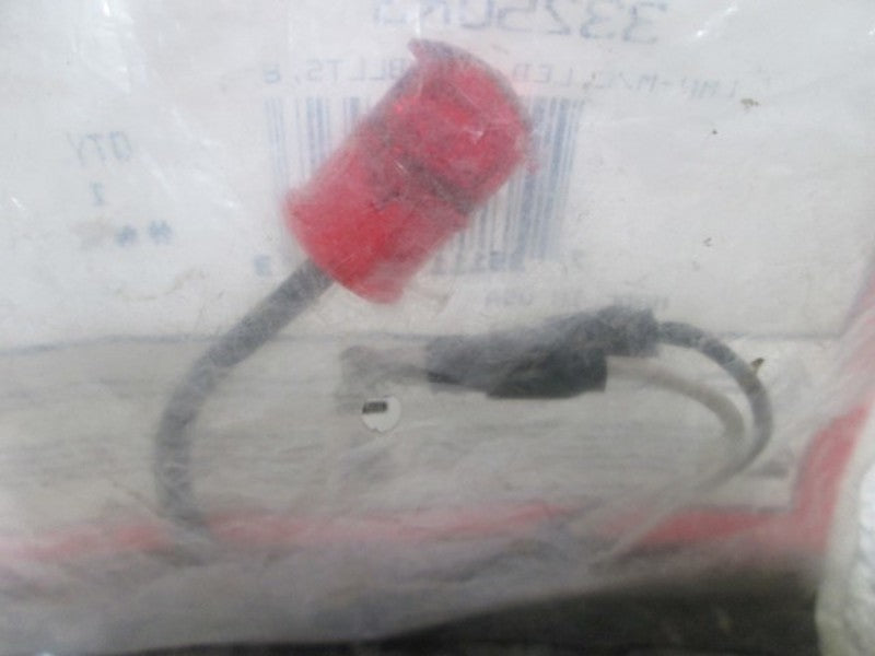 TRUCK-LITE 33250R3 MARKER CLEARANCE/LIGHT RED  NSNP IN A BAG