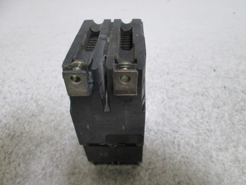 GENERAL ELECTRIC E11592 CIRCUIT BREAKER 30 AMP 2 POLE  UNMP