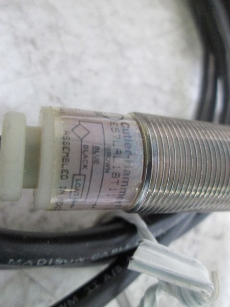 CUTLER HAMMER E57LAL18T111 PROXIMITY SWITCH W/CABLE  UNMP