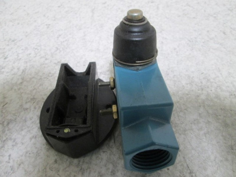 MICRO SWITCH DTV6-2RN LIMIT SWITCH  NSNP