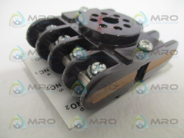 MICRO SWITCH FE-LCR0 RELAY SOCKET 8 PIN  NSMP