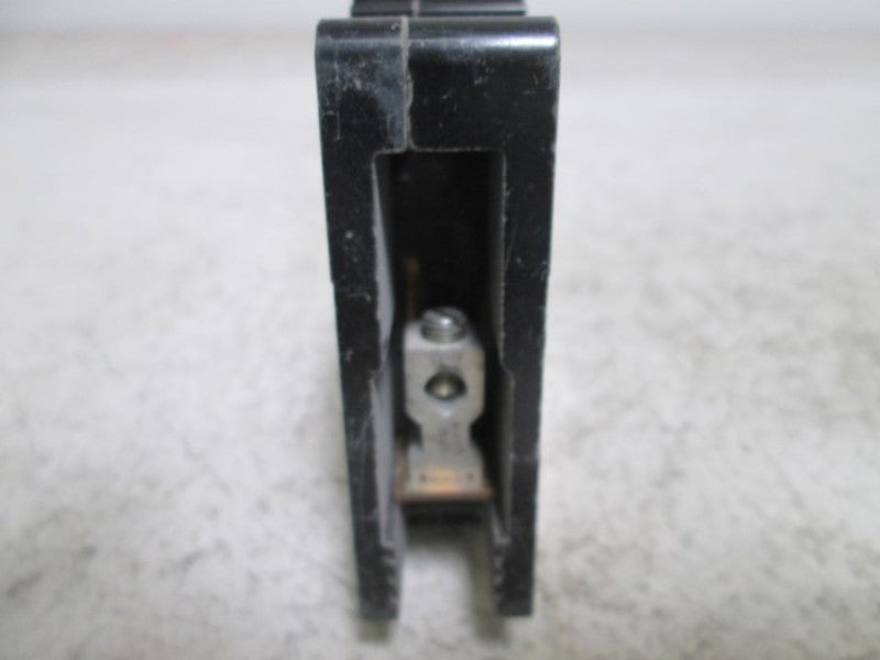 SQUARE D EDBI4030 MINIATURE CIRCUIT BREAKER 30AMP 277V  NSNP