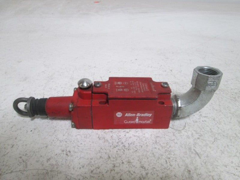 ALLEN BRADLEY 440E-C13033 SAFETY CABLE PULL SWITCH  UNMP