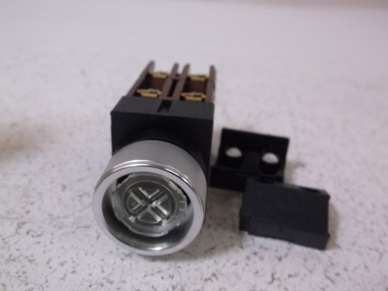 KOMATSU 97268-00120 PUSHBUTTON FLUSH HEAD  NSMP