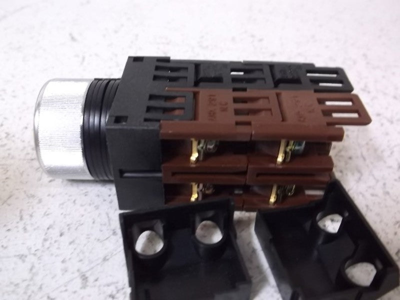 KOMATSU 97268-00120 PUSHBUTTON FLUSH HEAD  NSMP