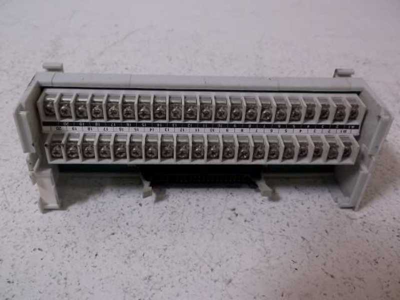 NAIS CT1-40 CONNECTOR TERMINALS 20 POLES  UNMP