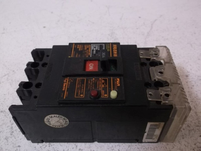 FUJI SG53B CIRCUIT BREAKER 30 AMP  UNMP