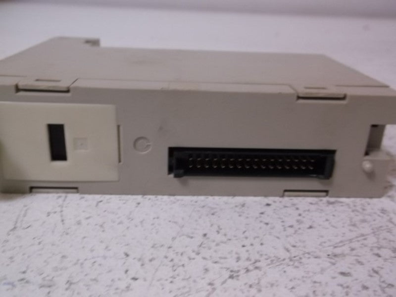 OMRON C200H-0C221 UNMP