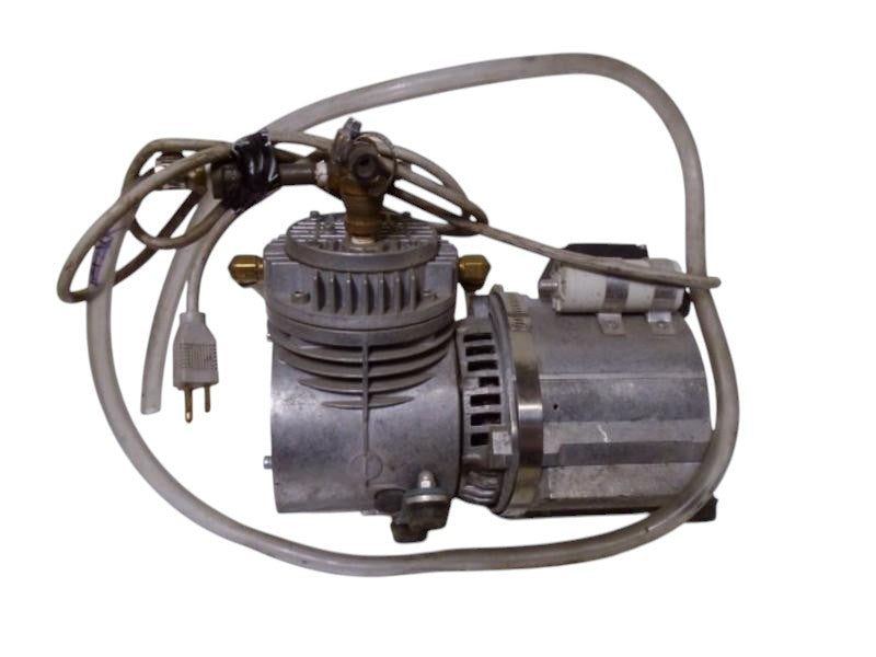 KNF NEUBERGER UN035.1.52ANI VACUUM PUMP 3.75A (AS PICTURED)  UNMP