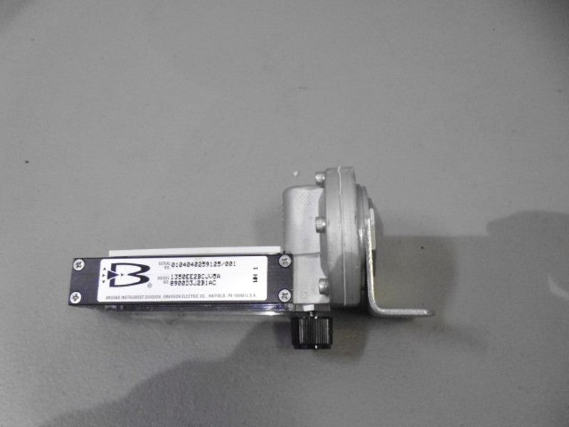 BROOKS SHO-RATE 1350EE2BCJV5A FLOW METER 8900D3J2B1AC  NSNP