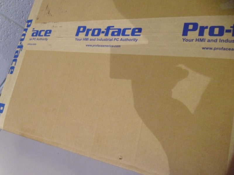 PRO-FACE XYCOM 5015R2-01000002011 15"  NSFS