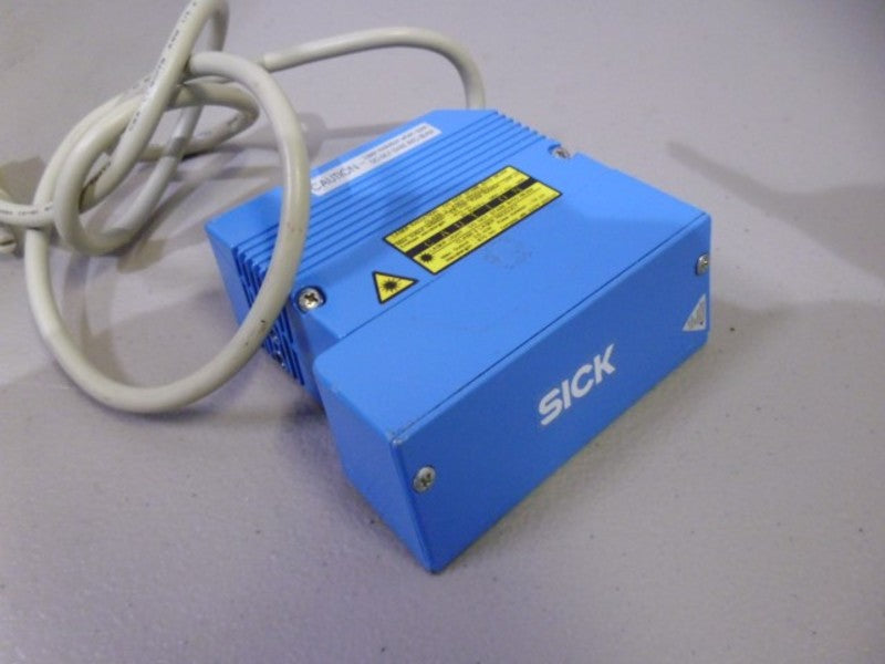 SICK CLV432-6010 BARCODE SCANNER 1 017 983  UNMP