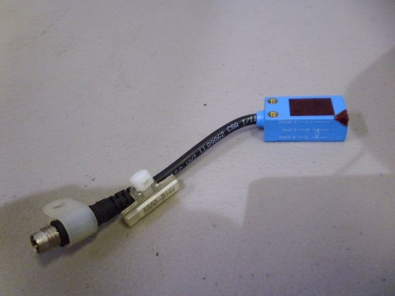 SICK WL4-2F331 PHOTOELECTRIC SENSOR 1 015 760  UNMP