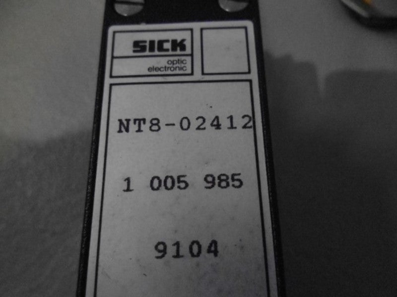 SICK NT8-02412 REGIS SCANNER CONTRAST SENSOR 1 005 985  NSNP