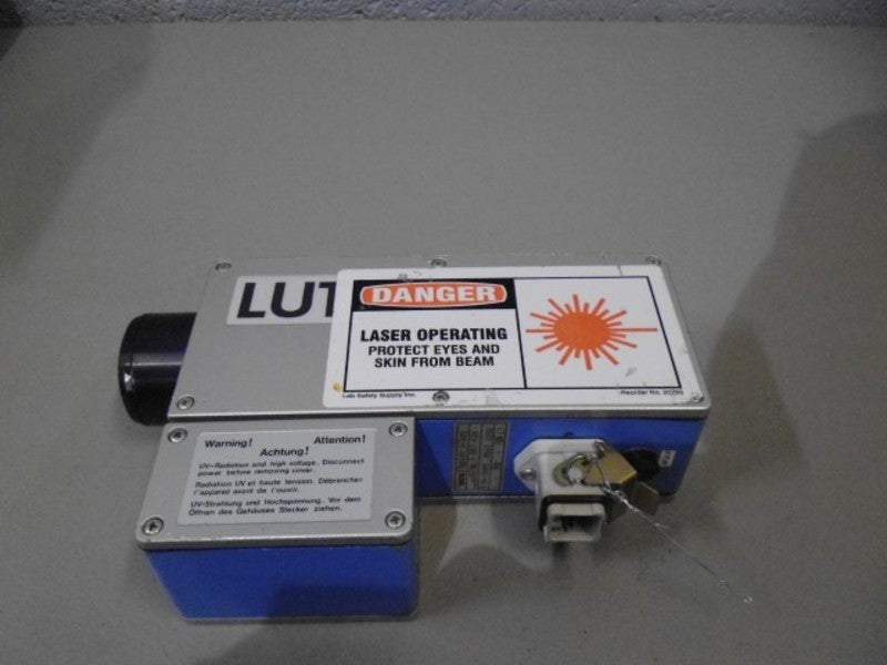 SICK LUT1-400 LUMINESCENCE SENSOR 1 007 626  UNMP