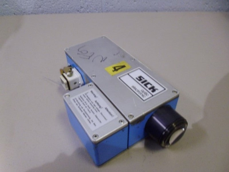 SICK LUT1-400 LUMINESCENCE SENSOR 1 007 626  UNMP