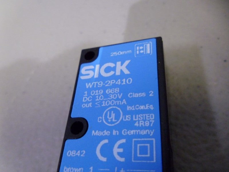 LOT OF 4 SICK WT9-2P410 PHOTOELECTRIC PROXIMITY SENSOR 1 019 668 NSMP