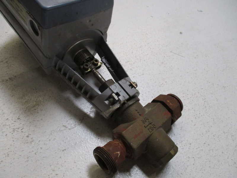 SIEMENS HVAC SKD62UA VALVE ACTUATOR w/ 599-03076 (AS PICTURED)  UNMP