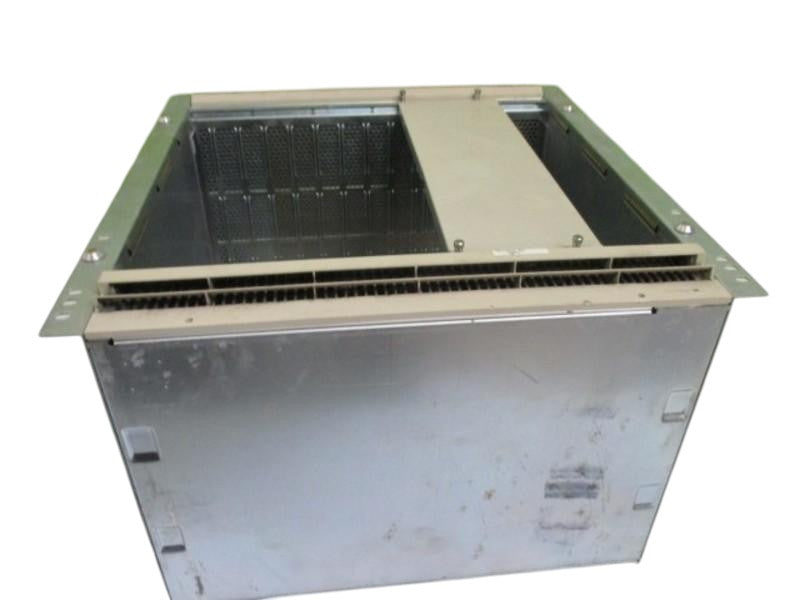 SYNOPTICS MODEL 3000NT 12-SLOT RACK MODULE  UNMP